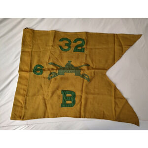 ORIGINAL Vietnam War US 32nd Armored Cavalry Guide On Flag Unit Banner